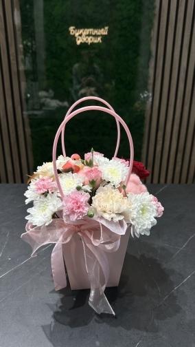 Композиция в коробке Мэри