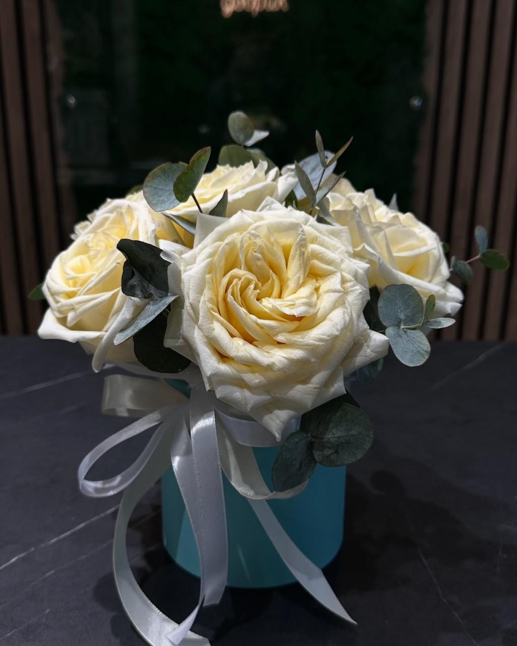 Композиция в коробке Юлианна